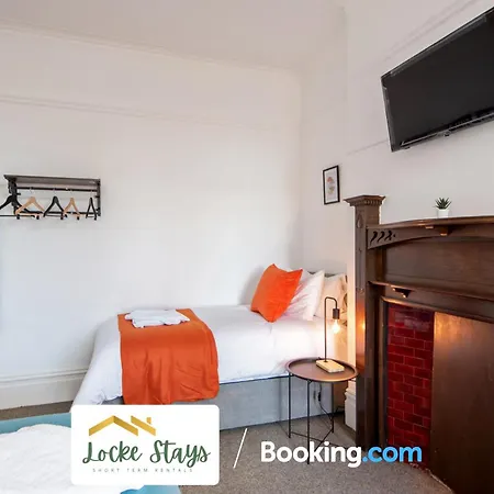 Otel 7 Bedroom House By Locke Short Lets Serviced Linthorpe Free Parking *