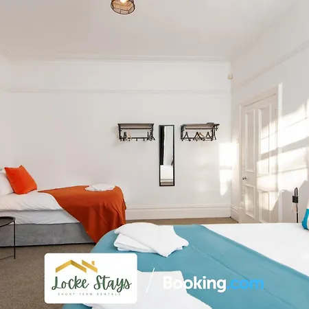 Otel 7 Bedroom House By Locke Short Lets Serviced Linthorpe Free Parking