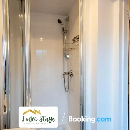 호텔 7 Bedroom House By Locke Short Lets Serviced Linthorpe Free Parking *