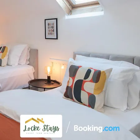 7 Bedroom House By Locke Short Lets Serviced Linthorpe Free Parking 미들즈브러